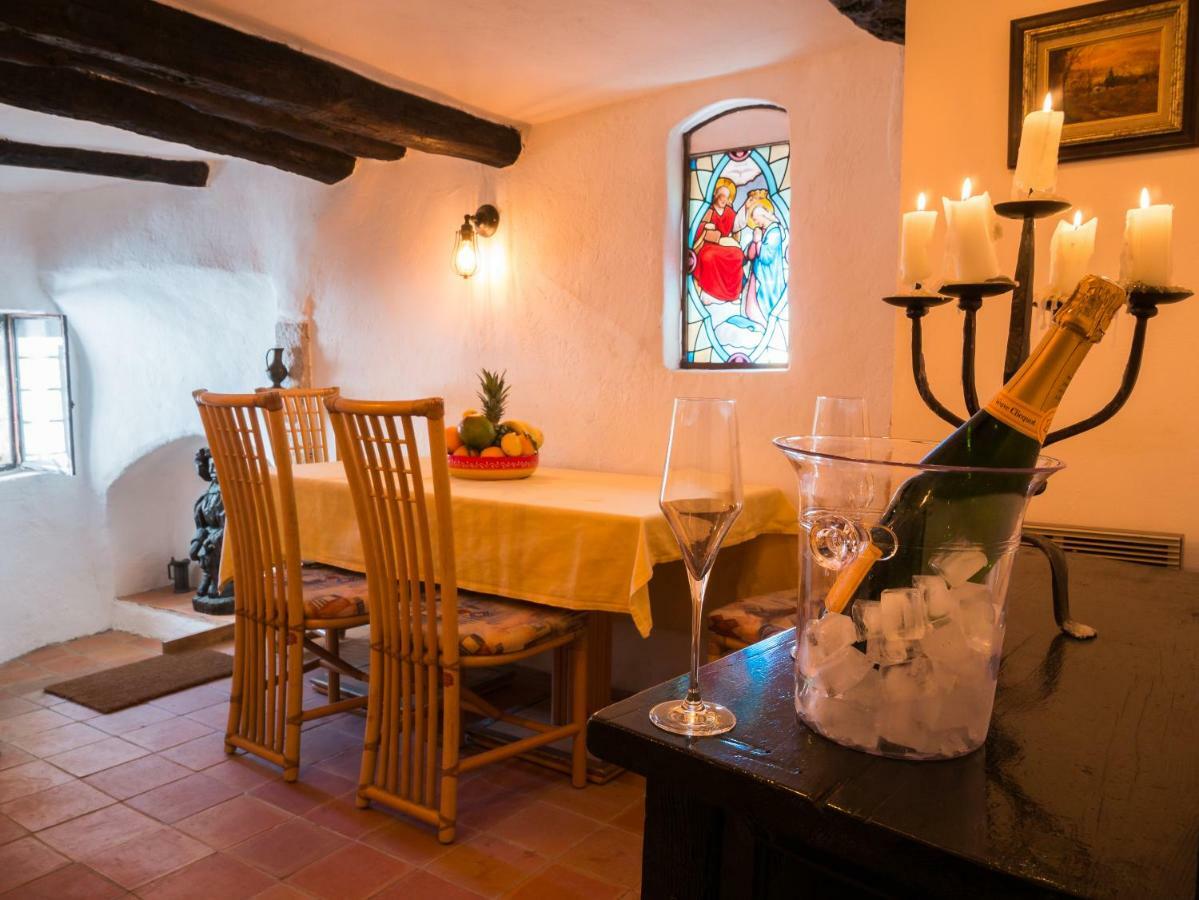 Eze Monaco Middle Of Old Town Of Eze Vieux Village Romantic Hideaway With Spectacular Sea View 外观 照片